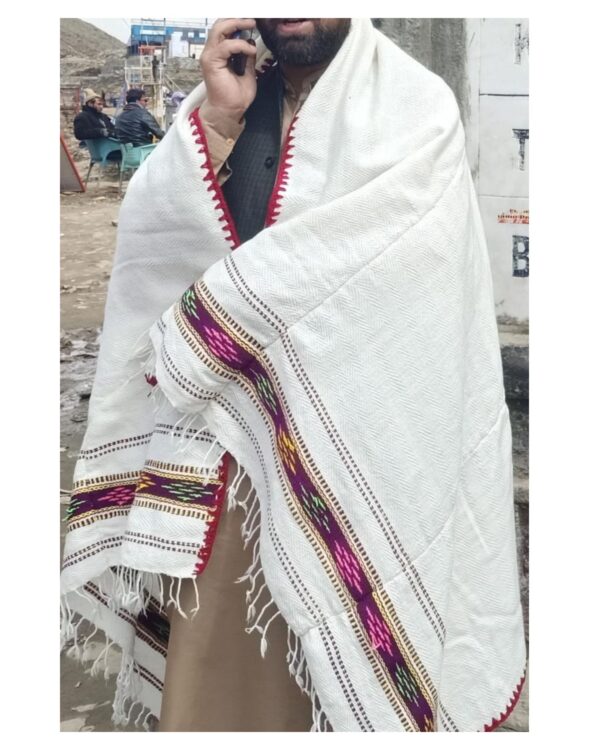 Experience the Warmth and Elegance of Woolen Gilgiti Shall